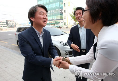 춘천 찾은 안철수 전 대표