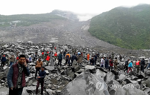 中 쓰촨성 산사태 매몰 현장