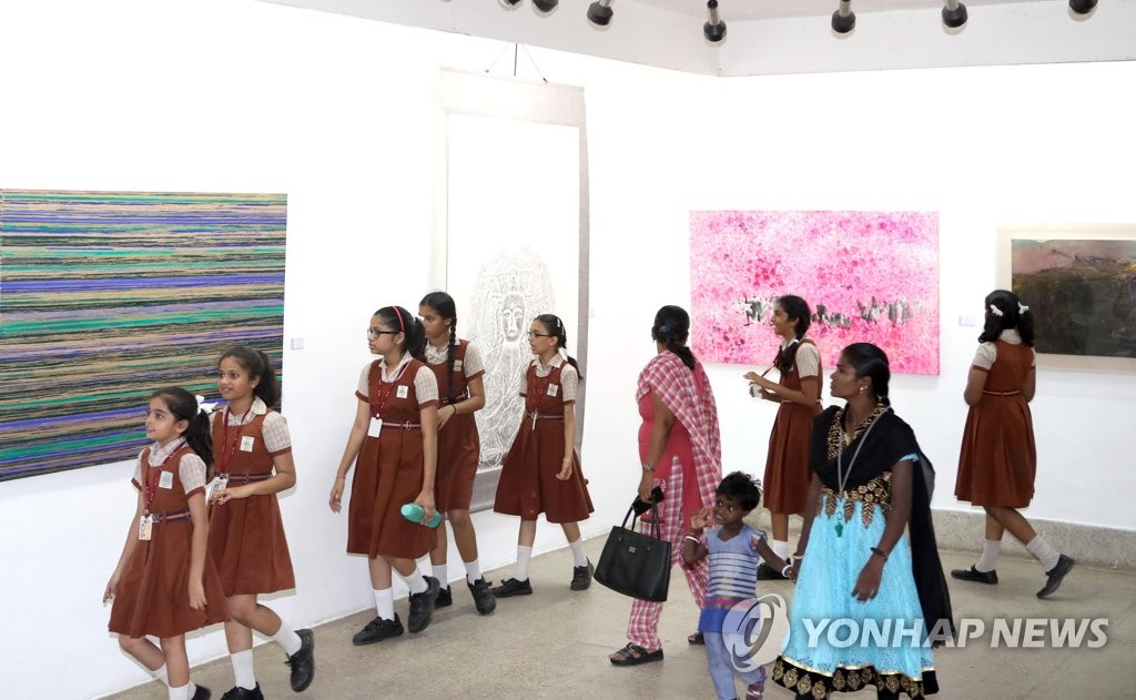 인도 학생 한국미술 관심