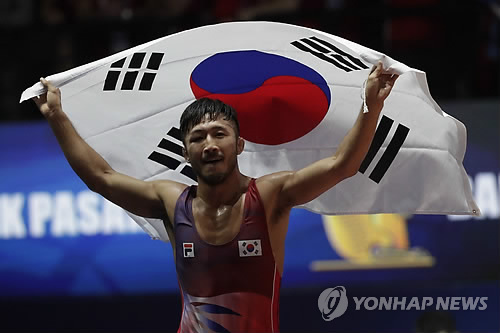 레슬링 류한수, 파리 세계선수권 '금메달'