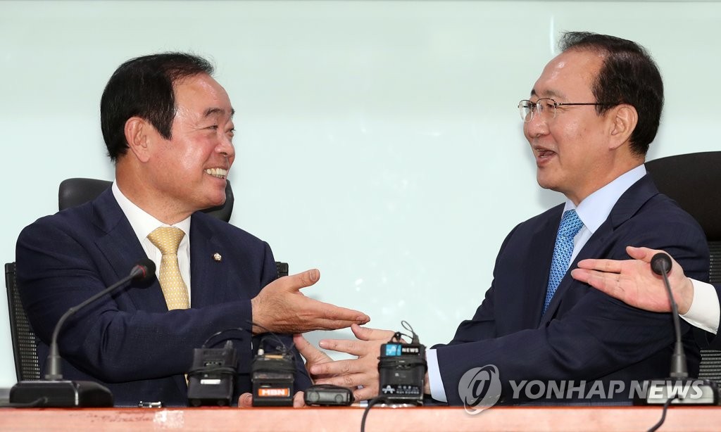 밝은 표정의 민주평화당ㆍ정의당 원내대표