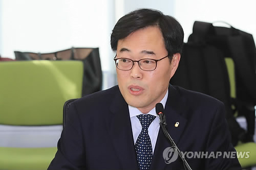 저축은행 최고경영자들 만난 김기식