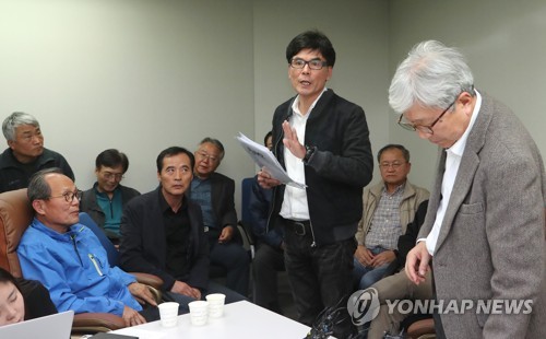 "기상이 허락하면 헬기투입해 고 김창호 대장 수습"