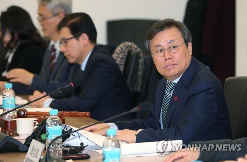 제2차 공공디자인위원회의 참석한 도종환 장관