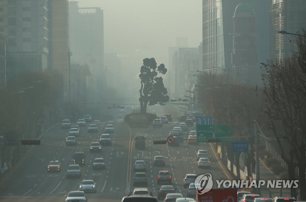 올해 첫 미세먼지 비상저감조치 시행