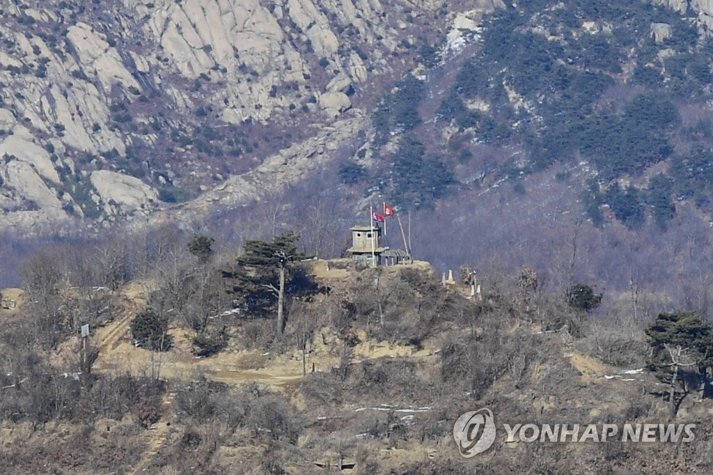 강원 고성 GP에서 관측된 북측