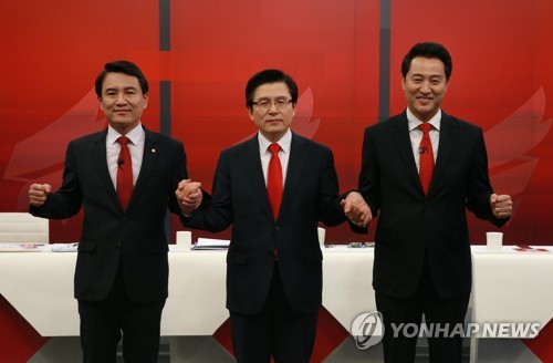 손 잡은 한국당 당 대표 후보자들