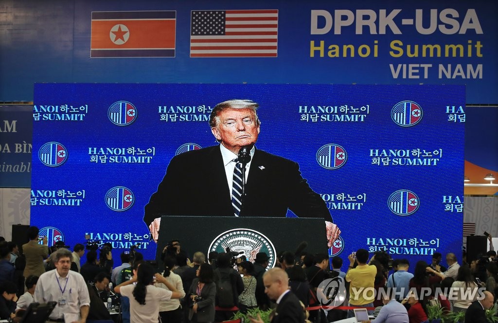 President Trump gives a press conference after failing to reach a deal at his second summit with North Korean leader Kim Jon-un in Hanoi on Feb. 28, 2019. (Yonhap)