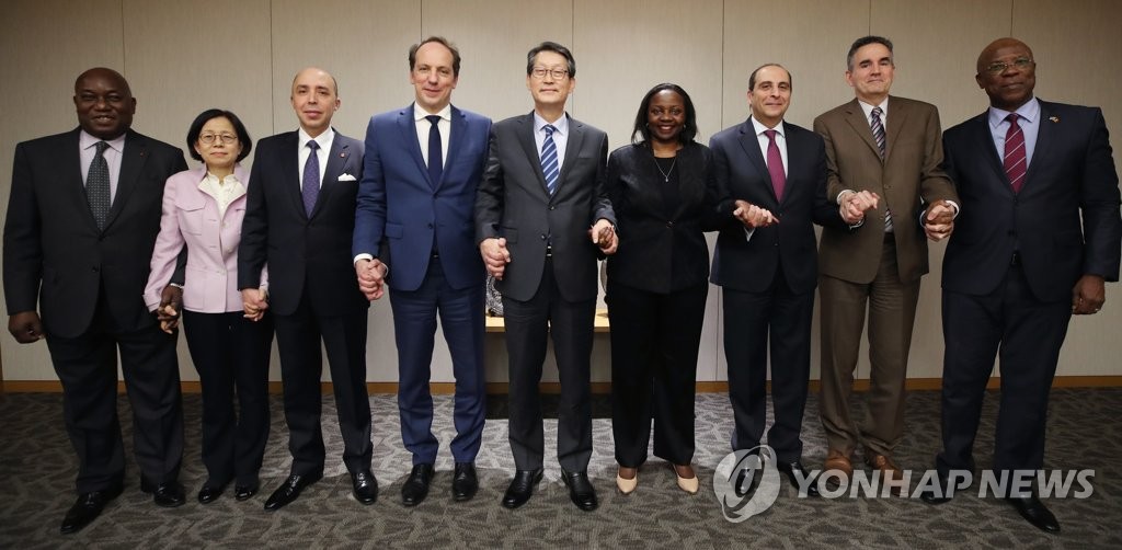 Embajadores francófonos en Yonhap Embajadores francófonos en Yonhap