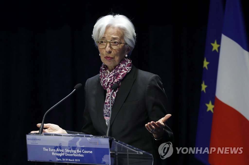 연설하는 IMF 총재…"유로존, 또 다른 금융위기 대비 충분치 않아"