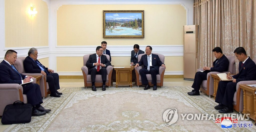 NK FM meets Mongolian delegation NK FM meets Mongolian delegation