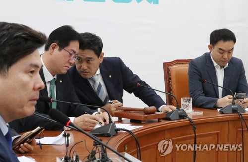 고립된 채이배 정책위의장