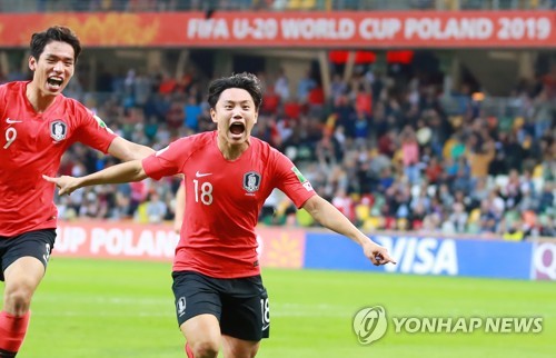 역전골 조영욱, 그라운드를 달리며
