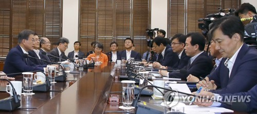 문 대통령과 조국 민정수석