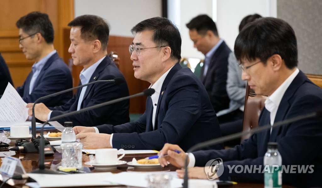 주택금융개선 태스크포스 회의서 발언하는 손병두 부위원장