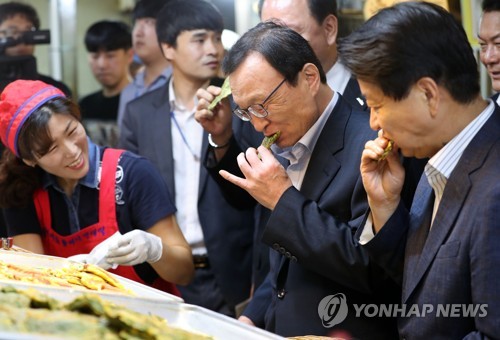 전 먹는 이해찬 대표
