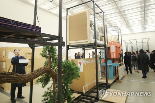 전시로 만나는 작품창고