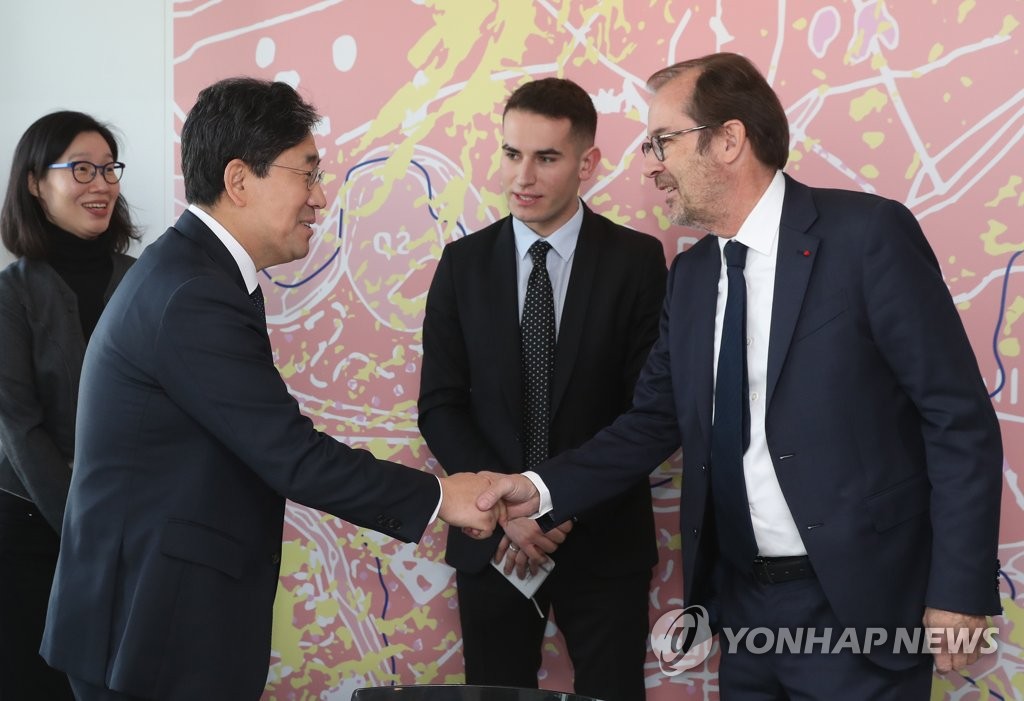 Park Yang-woo et Christian Mantei Park Yang-woo et Christian Mantei