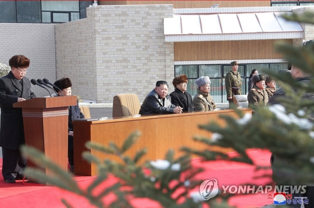 북한 김정은, 양덕온천 준공식 참석