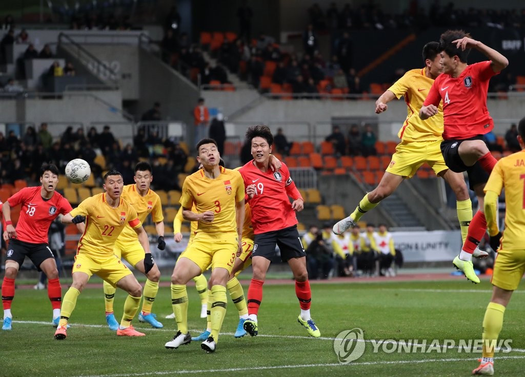 선제골 김민재, 차원이 다른 높이