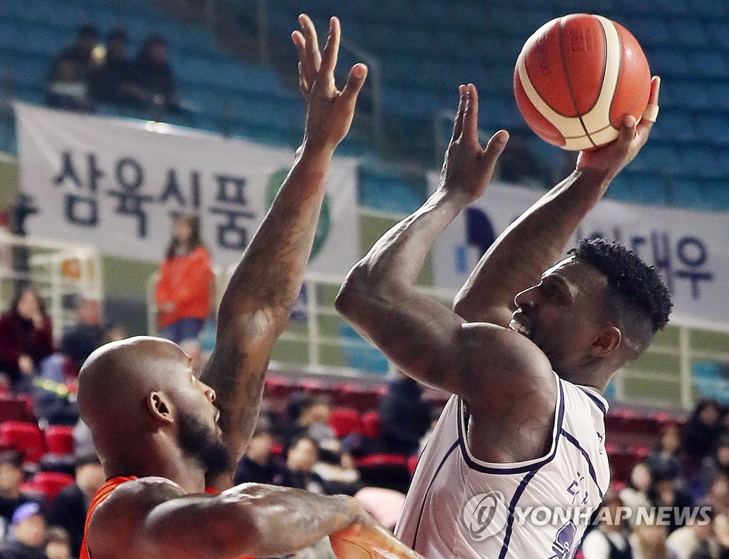라건아 '반드시 득점한다'