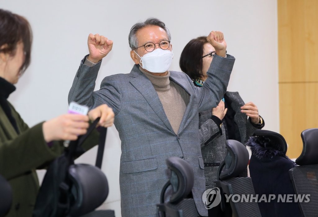김형오, 공천심사 전 몸풀기부터