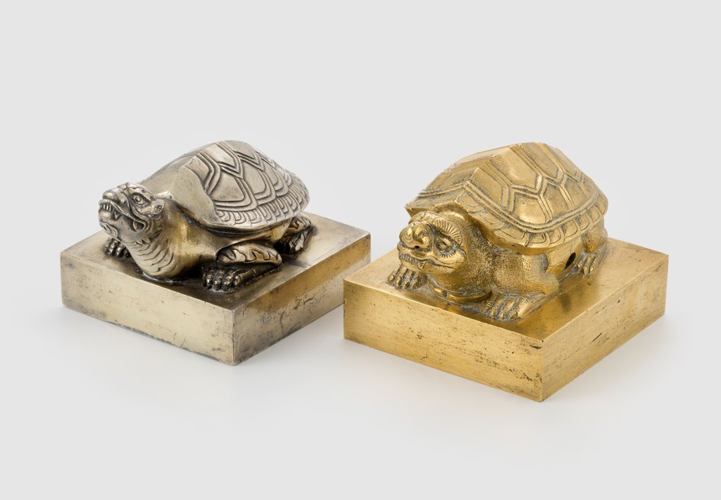Returned royal seals Returned royal seals