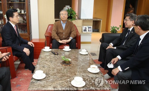 김종인 예방한 미래통합당 황교안 대표