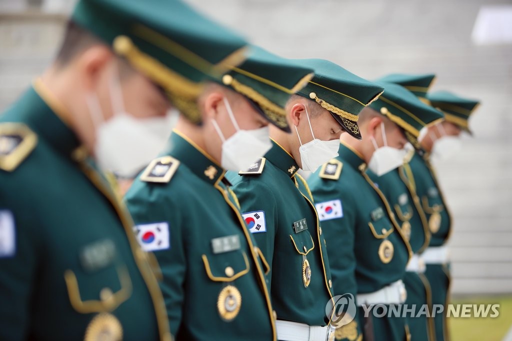 '67년 만에 가족 곁으로'