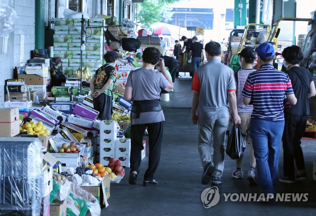 오르는 과일값