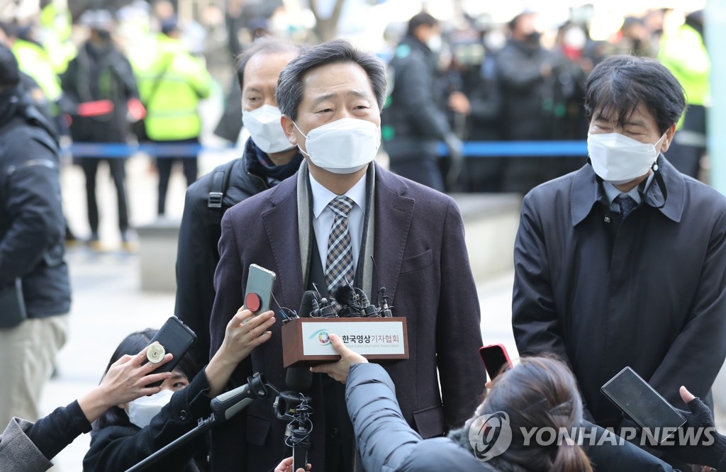 2차 심문 출석하는 윤석열 측 이석웅 변호사
