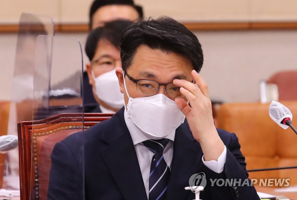 법사위 전체회의 출석한 김진욱 공수처장