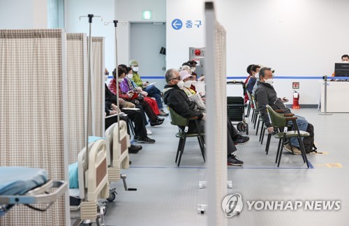 (AMPLIACIÓN) Corea del Sur decide reanudar el despliegue de la vacuna de AstraZeneca