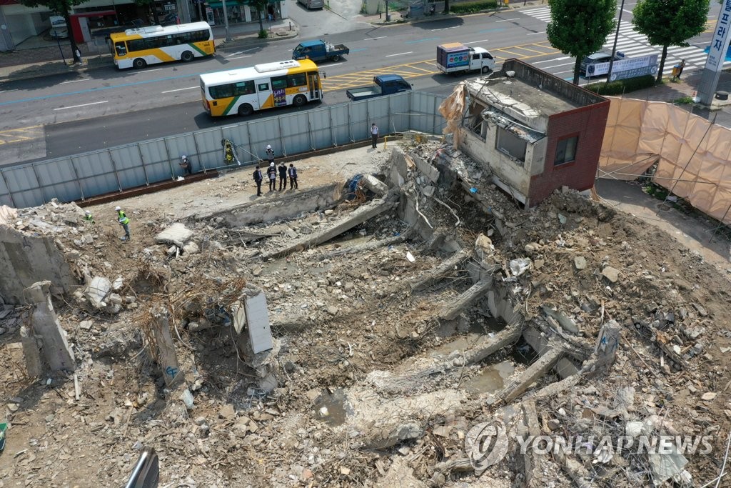 잔해 치워진 광주 학동 건물붕괴 현장