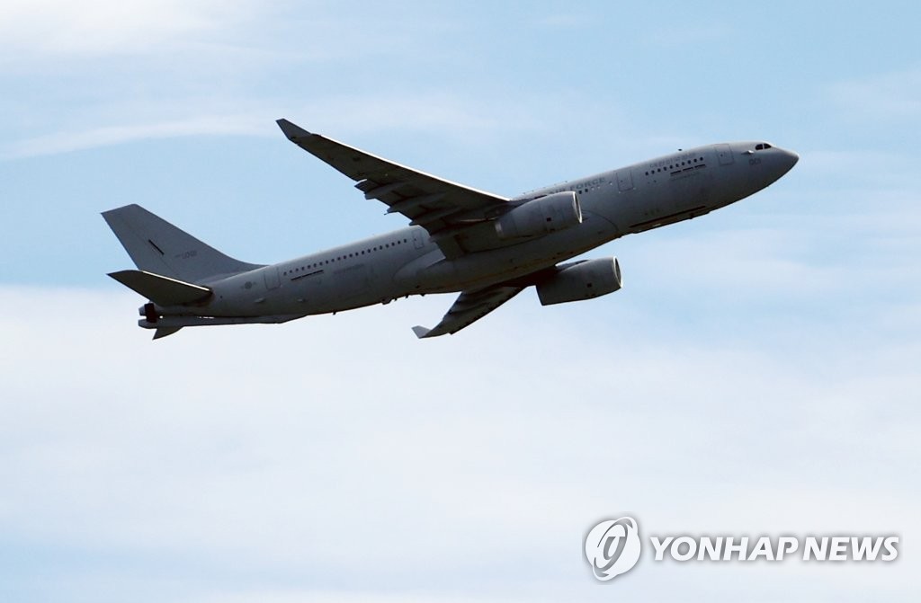 청해부대 34진 귀국위한 공중급유기 출발
