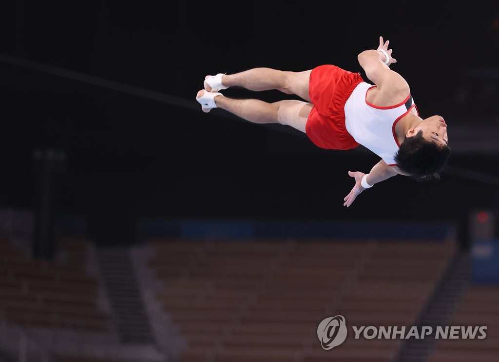 South Korean artistic gymnast Yang Hak-seon performs a vault during podium practice at Ariake Gymnastics Centre in Tokyo ahead of the Tokyo Olympics on July 21, 2021. (Yonhap)