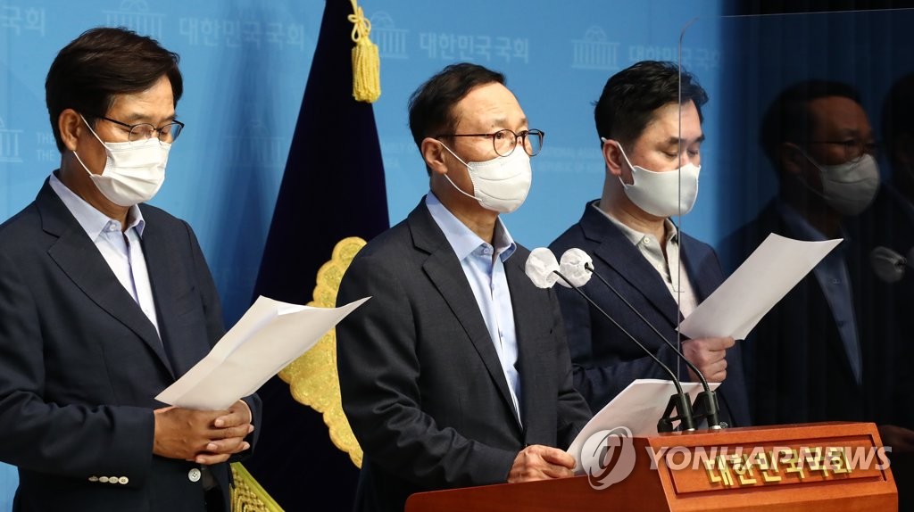 정치개혁과 기본소득 논쟁 참여 제안하는 신동근, 홍영표와 김종민