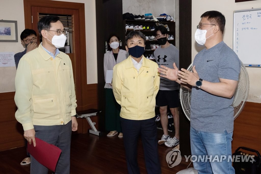 김정배 문체부 차관, 체육입시학원 및 태권도장 현장방문