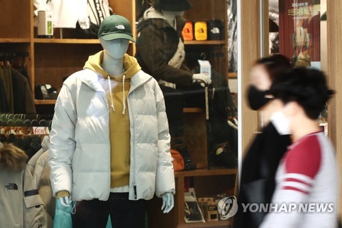 겨울로 넘어간 쇼윈도