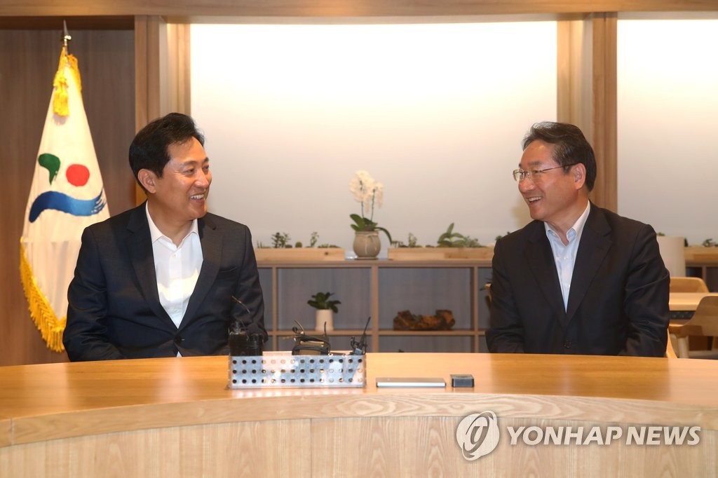 유정복 인천시장 당선인과 면담하는 오세훈 시장