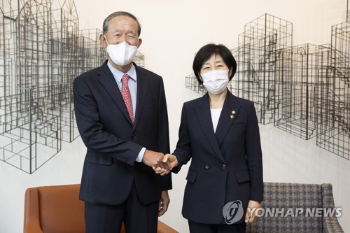 전경련 회장 면담한 한화진 장관