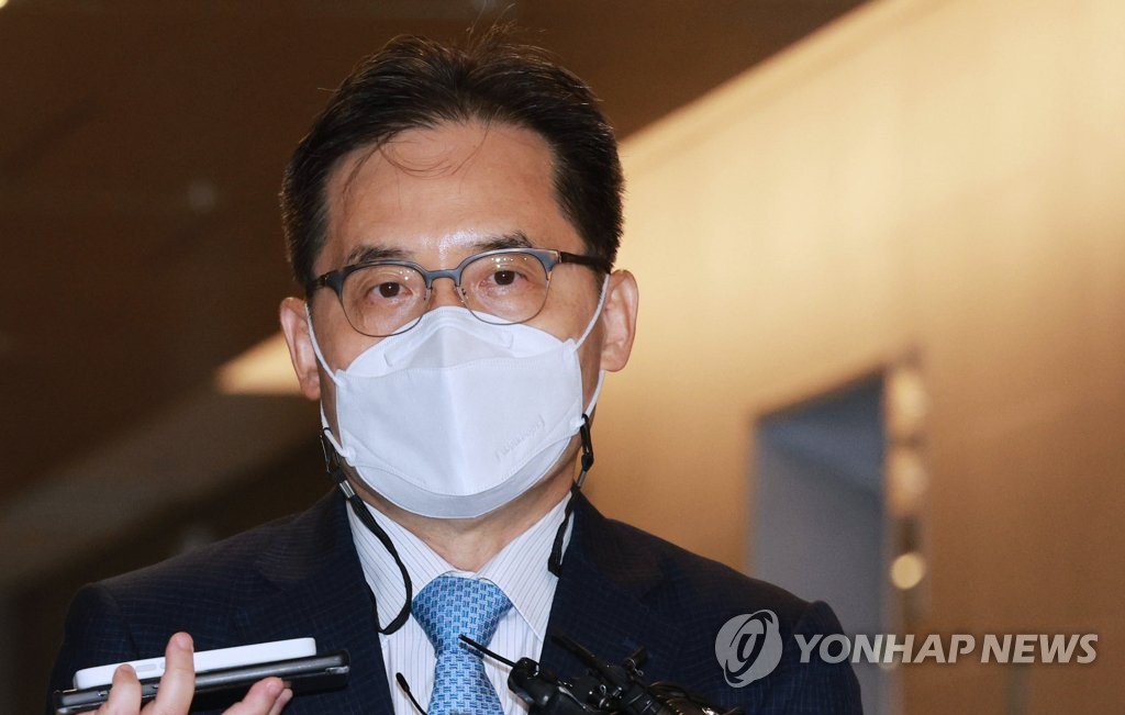 질문에 답하는 한기정 공정거래위원장 후보자