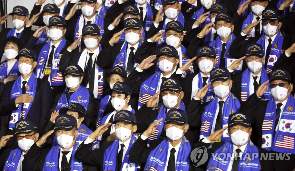 전투영웅을 추모하며