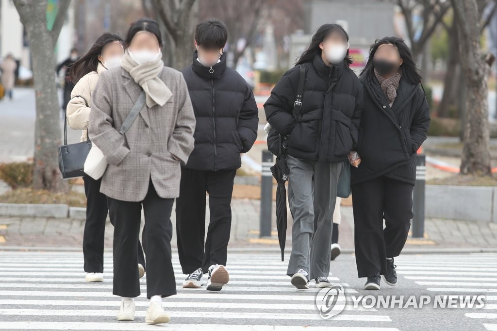 한파에 두꺼워진 옷차림