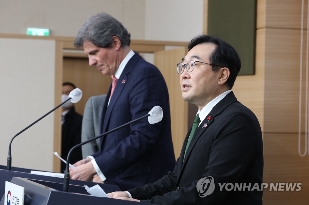 지난달 서울에서 양자협의 마치고 발언하는 한·미 외교차관