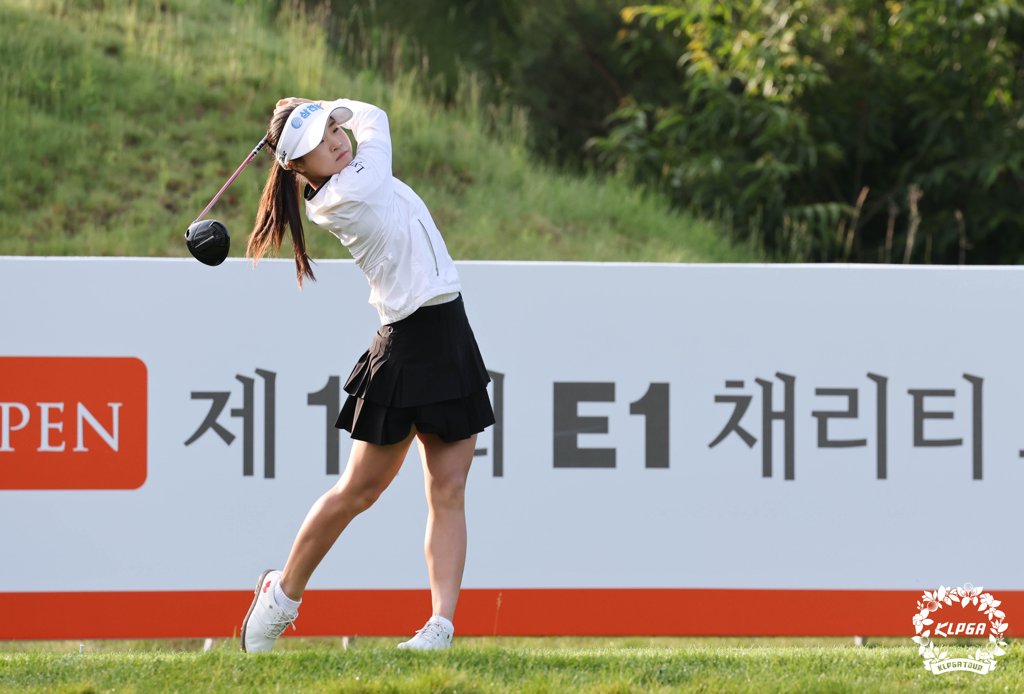 고지원, 1번 홀 티샷