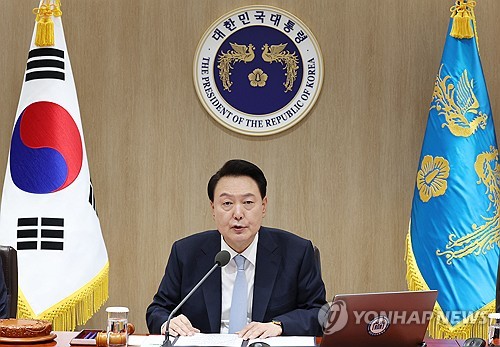  Yoon promete mejorar la comunicación con el pueblo tras la derrota electoral