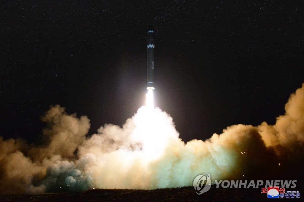 واشنطن بوست : كوريا الشمالية تصنع صواريخ بالستية جديدة عابرة للقارات
