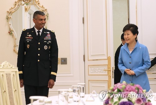 (LEAD) Park to host luncheon for senior USFK officers