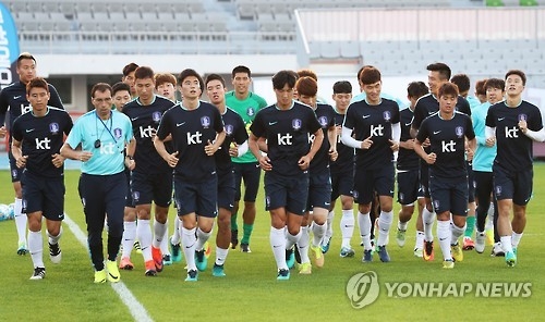 (LEAD) S. Korea eye victory, inspiring performance in World Cup qualifier vs. Qatar